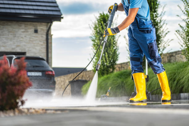 Best Gas Station Cleaning  in The Acreage, FL